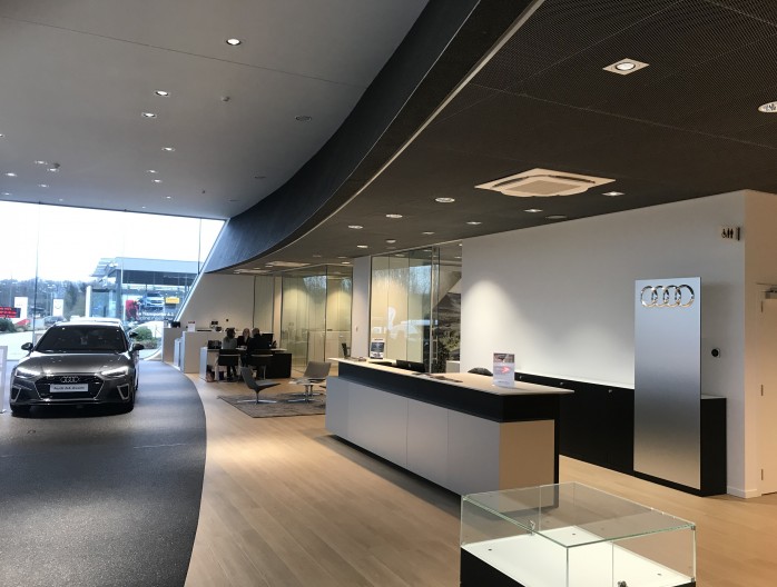 Showroom Audi SAN Mazuin Marche
