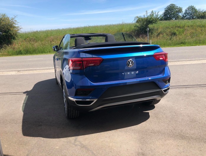 VW T-Roc cabriolet bleu SAN Mazuin