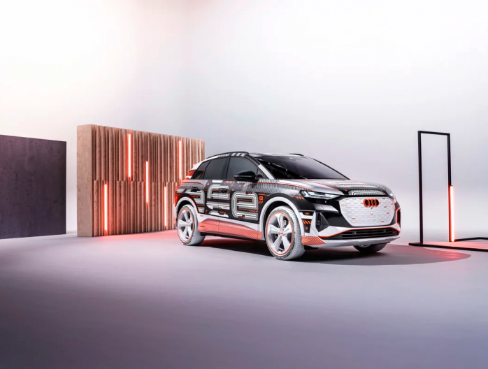 Audi Q4 e-tron SUV 100% électrique avant