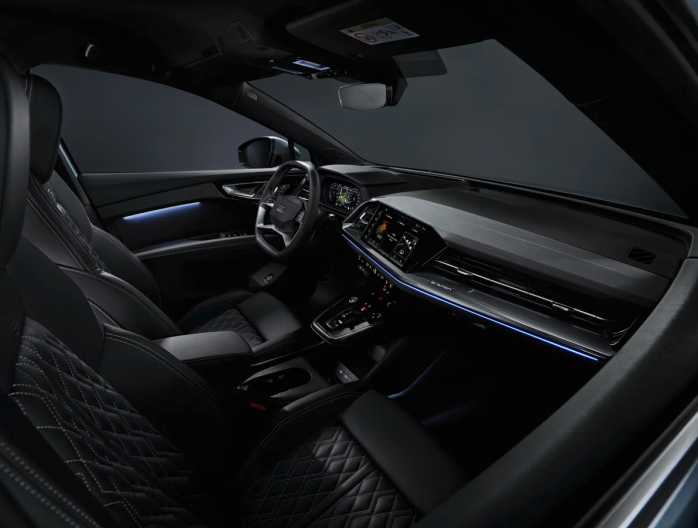 Audi q4 e-tron Sportback SUV compact 100% électrique