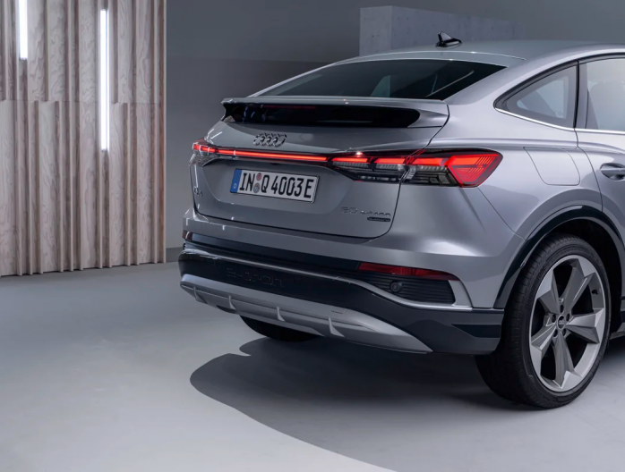 Audi q4 e-tron Sportback SUV compact 100% électrique
