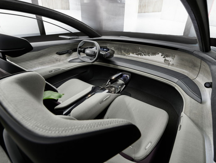 Audi Grandsphere Concept berline coupé 100% électrique