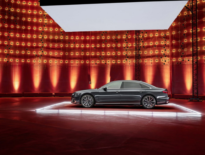 Audi A8 limousine hybride