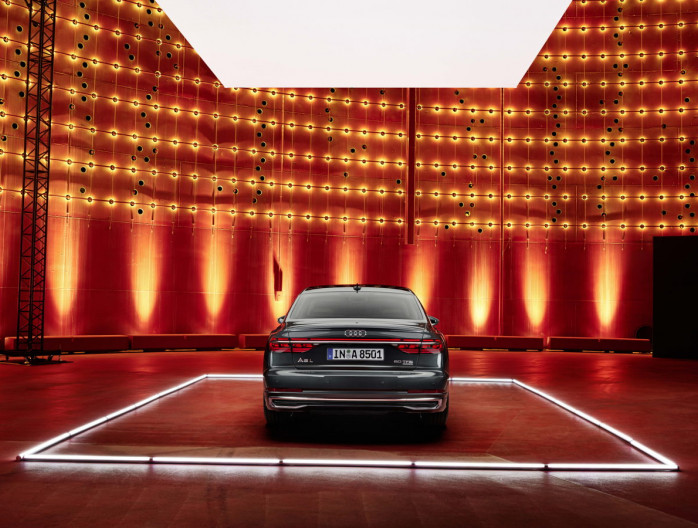 Audi A8 limousine hybride