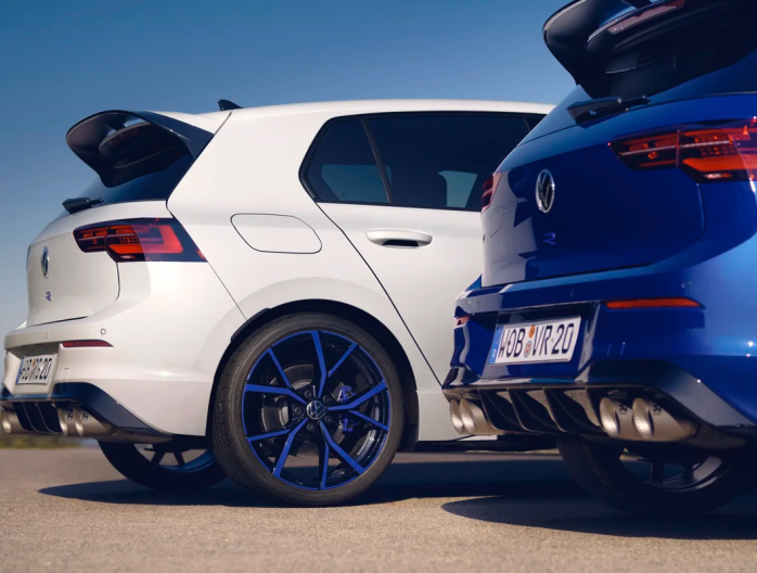 Volkswagen Golf R 20 years 333 ch