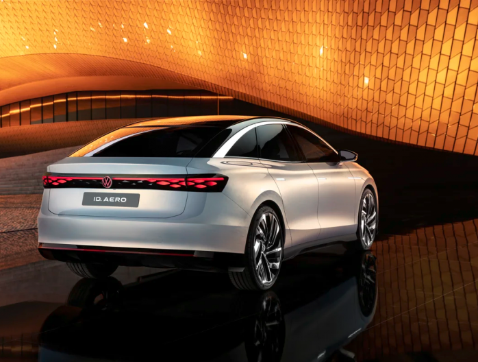 Volkswagen ID. Aero ID.6 berline électrique