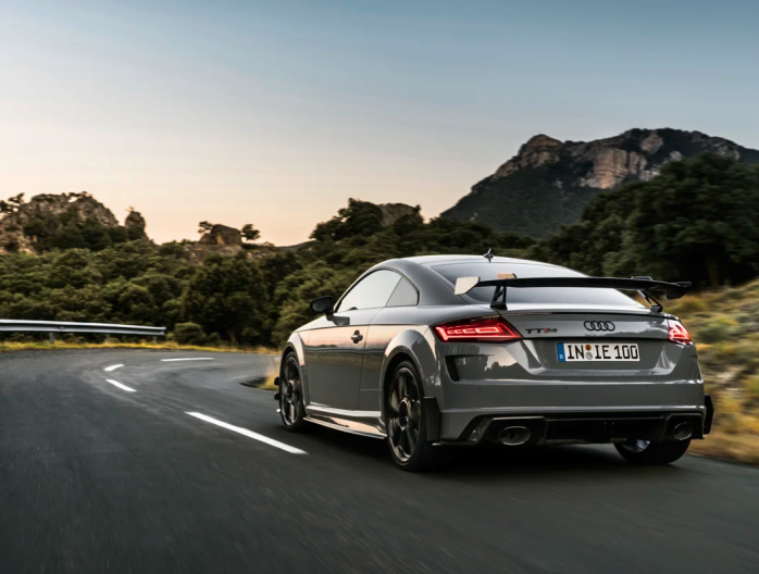 Audi TT RS coupé iconic edition