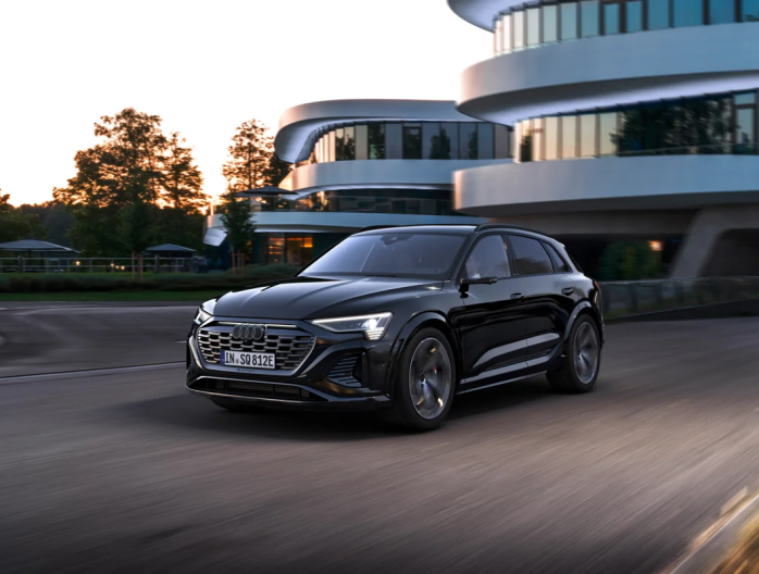 Audi Q8 e-tron électrique 2023 SAN Mazuin