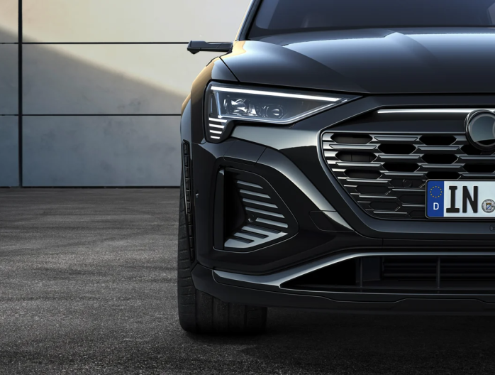 Audi Q8 e-tron électrique 2023 SAN Mazuin