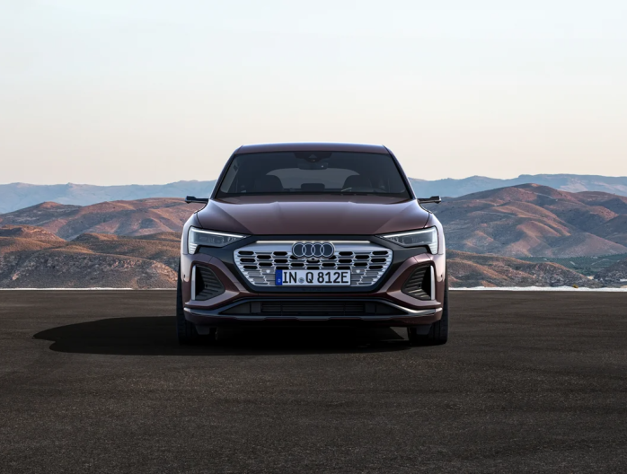 Audi Q8 e-tron électrique 2023 SAN Mazuin