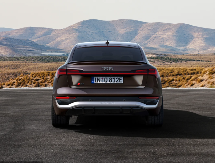 Audi Q8 e-tron électrique 2023 SAN Mazuin