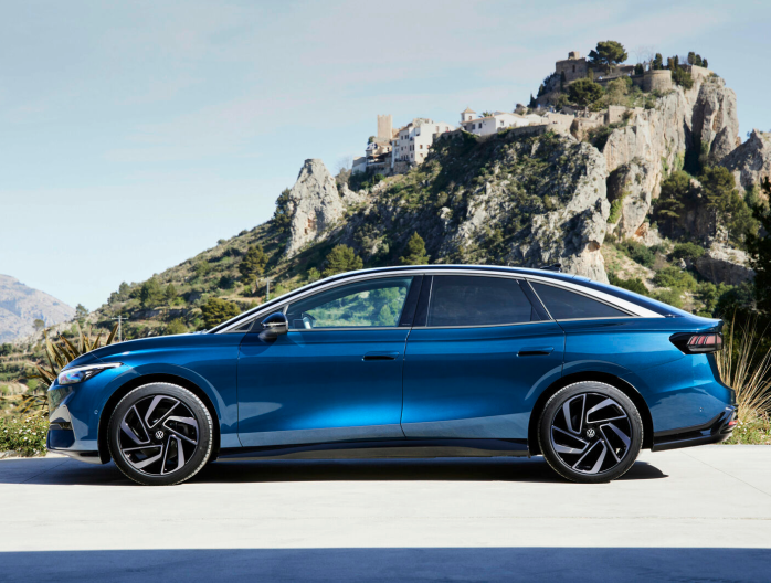 Volkswagen ID.7 berline familiale électrique