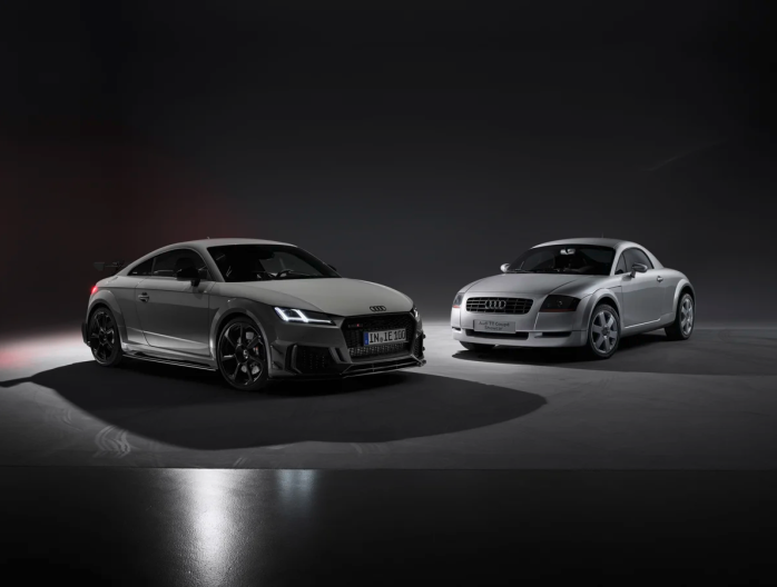 Audi TT RS iconic edition
