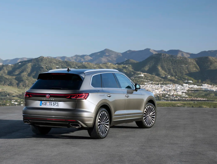 VW Touareg 2024 SUV SAN Mazuin