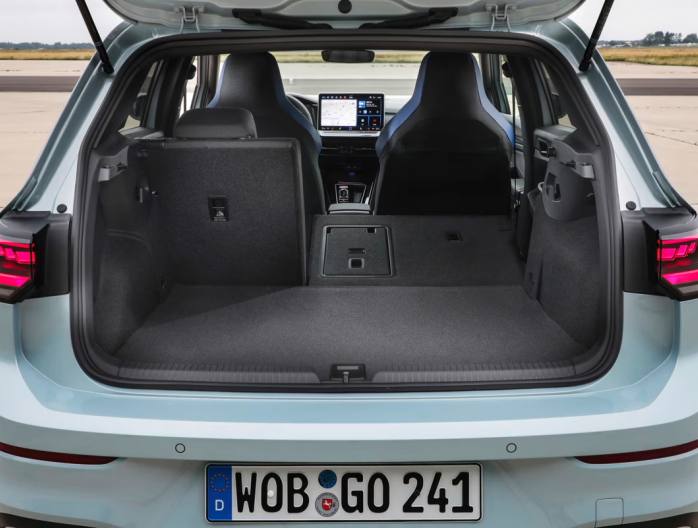 Volkswagen Golf 8 phase 2 facelift 2024