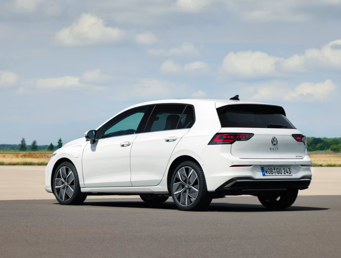 Volkswagen Golf 8 phase 2 facelift 2024