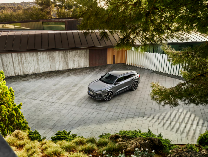 Audi Q6 e-tron SUV électrique
