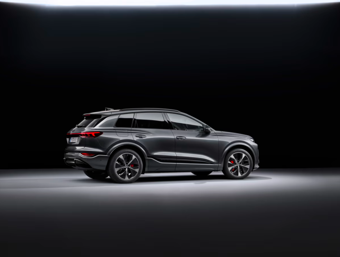 Audi Q6 e-tron SUV électrique
