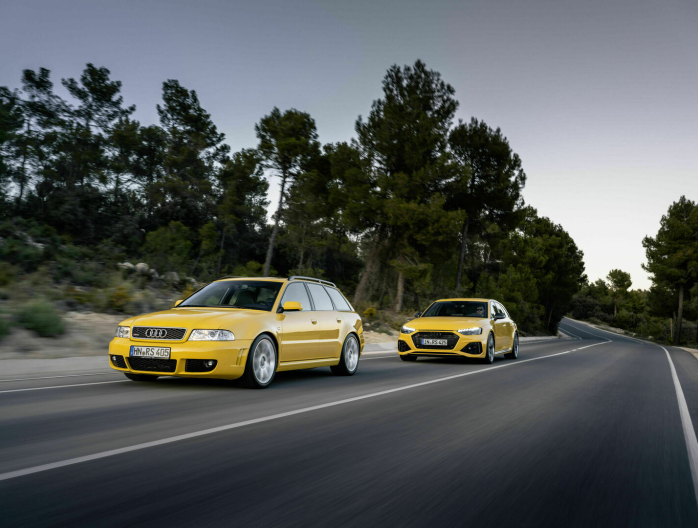 Audi RS4 25 years edition Steveny