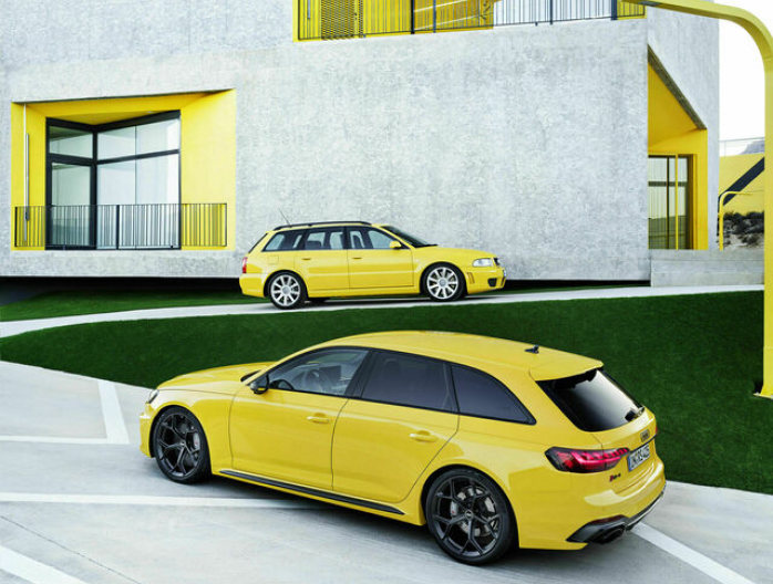 Audi RS4 25 years edition Steveny