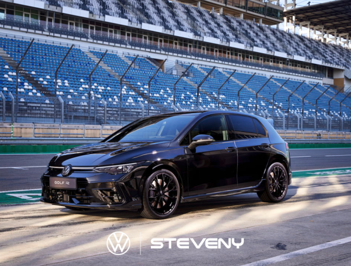 Volkswagen Golf R 2025 Steveny