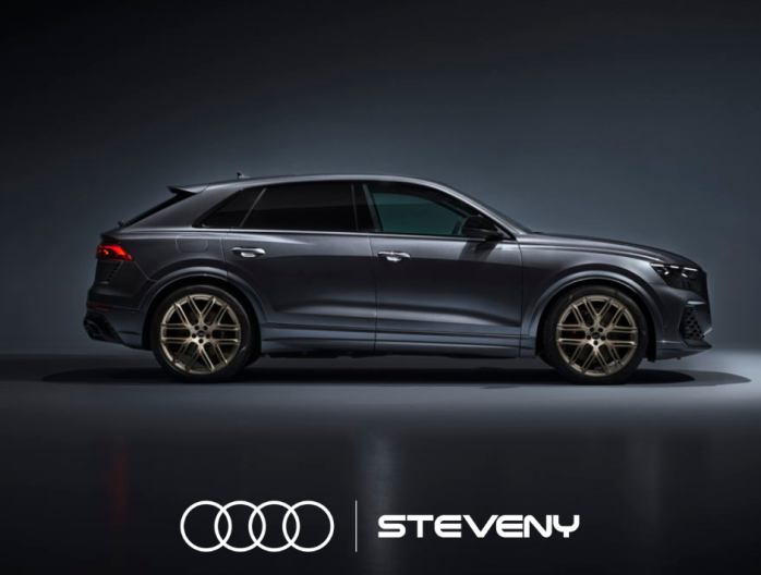Audi RS Q8 Performance Steveny