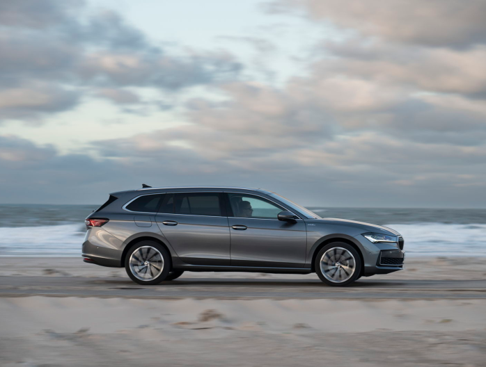 Skoda Superb anniversary edition