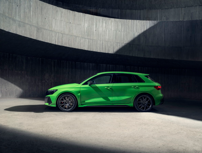Audi RS3 facelift 2024