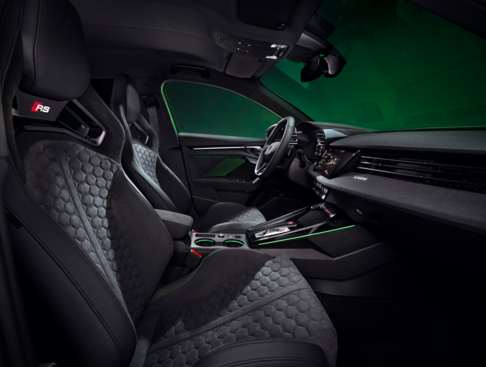 Audi RS3 facelift 2024