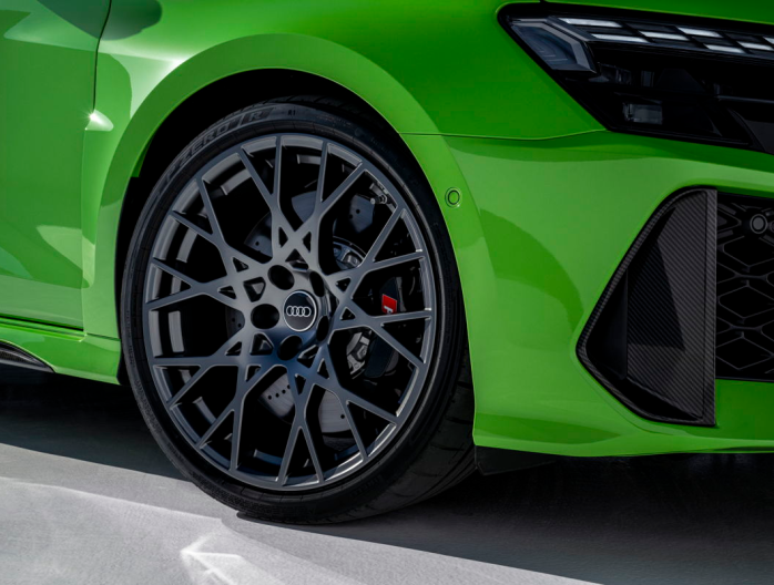 Audi RS3 facelift 2024