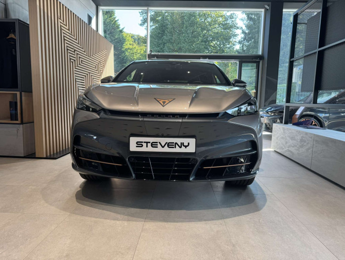 Cupra Tavascan VZ Steveny Waterloo