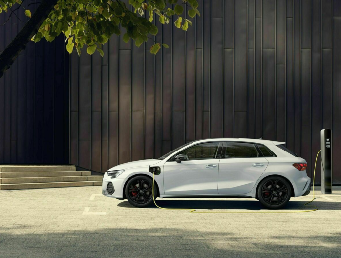 Audi A3 TFSIe plug in hybride