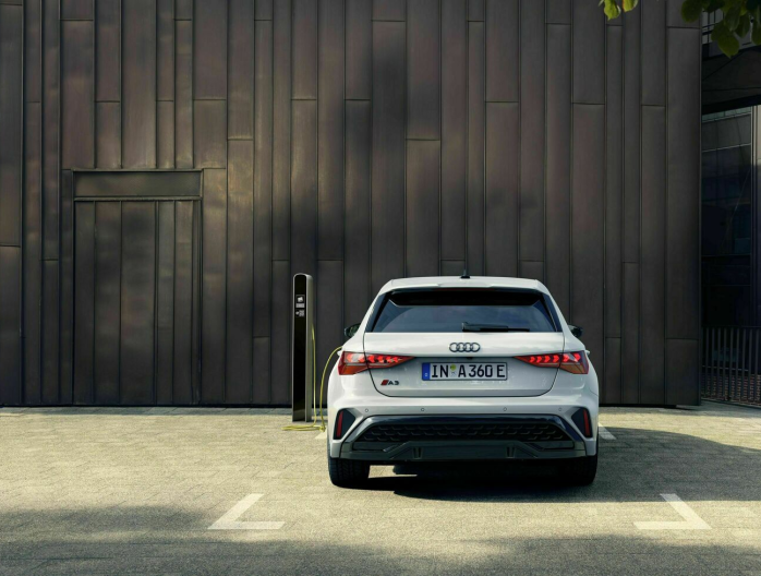 Audi A3 TFSIe plug in hybride