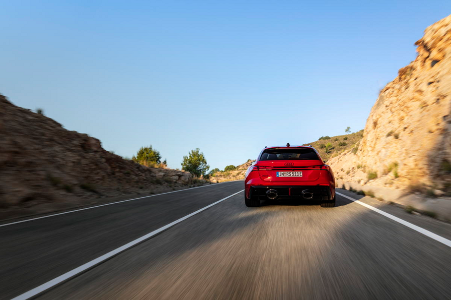 Nouvelle Audi RS5 PHEV 2026