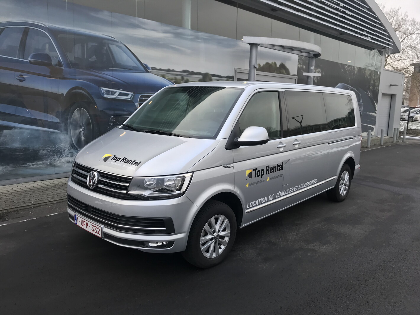 Volkswagen Caravelle à louer