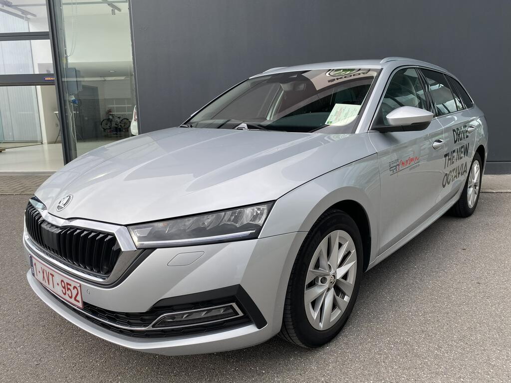 Drive me days Octavia Combi Marche.jpg